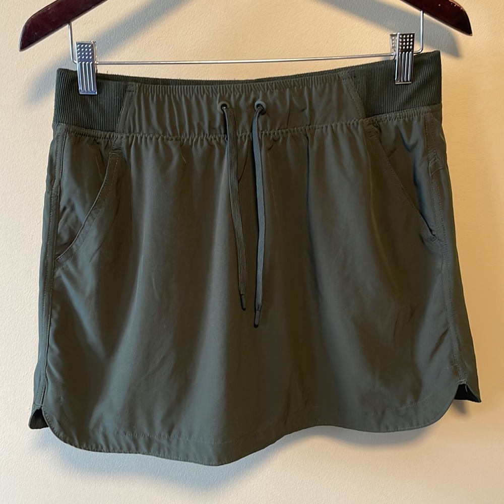 Hiking skort/athletic skirt